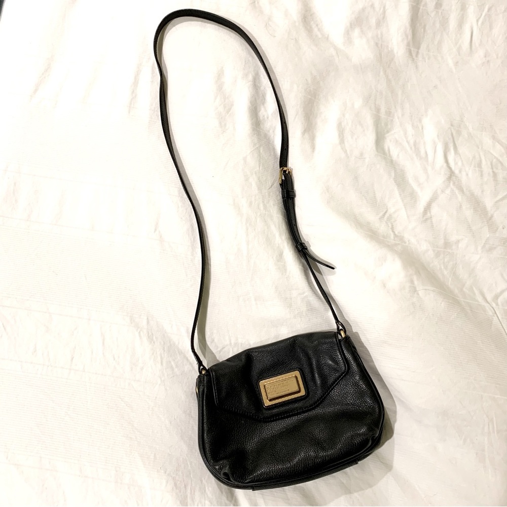 ✨ MARC JACOBS CROSSBODY PURSE ✨